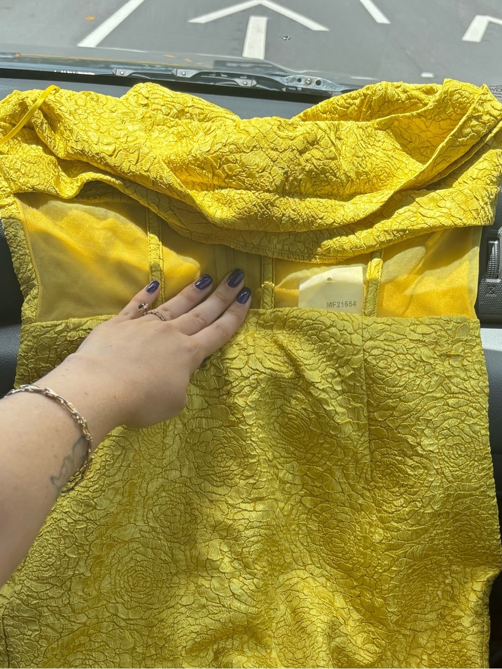 Strapless Sweetheart Textured Yellow Midi Dress - Picture 3 of 6